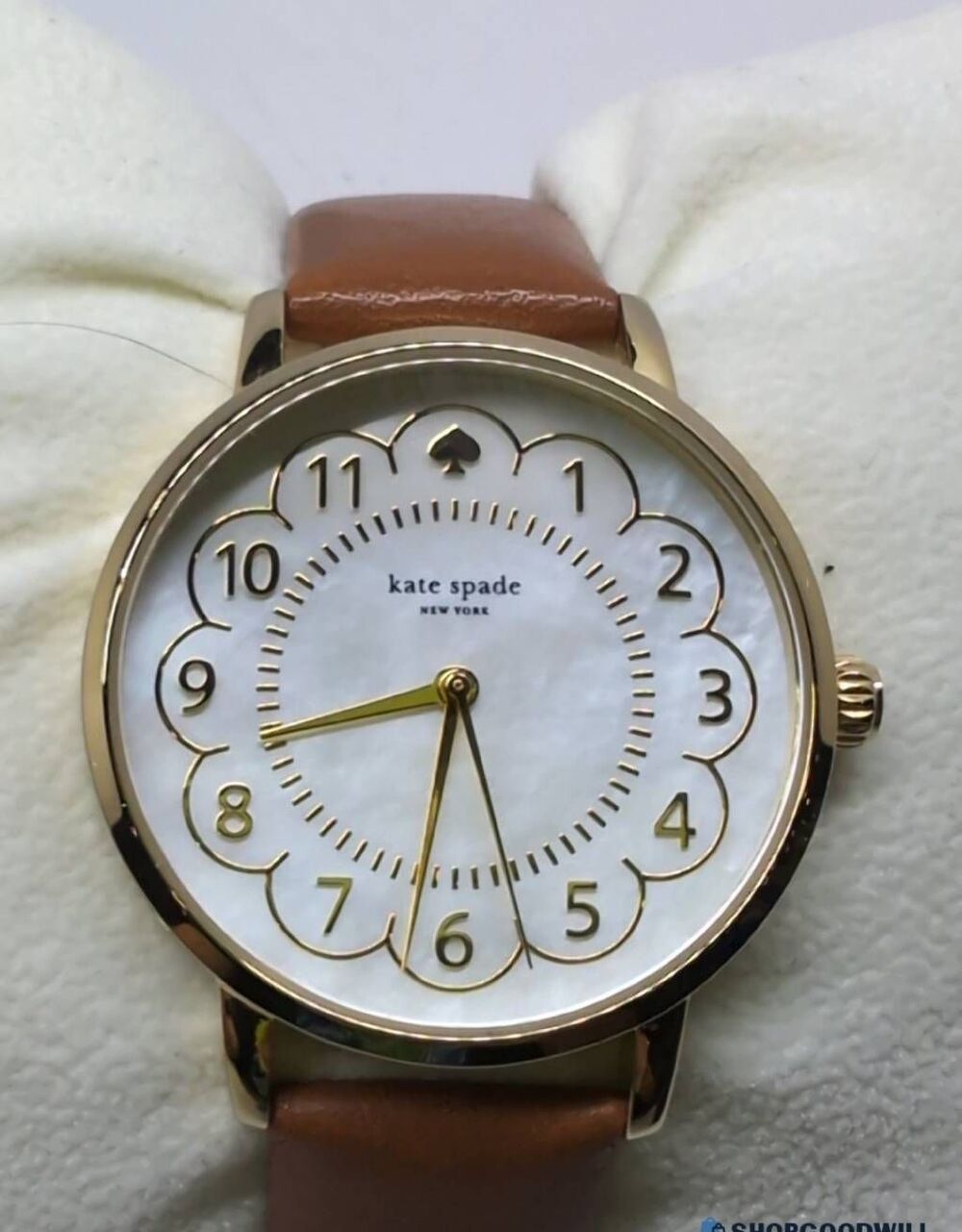 Kate Spade New York Scallop Metro Watch 1YRU0835 Gold Tan Leather Working Box